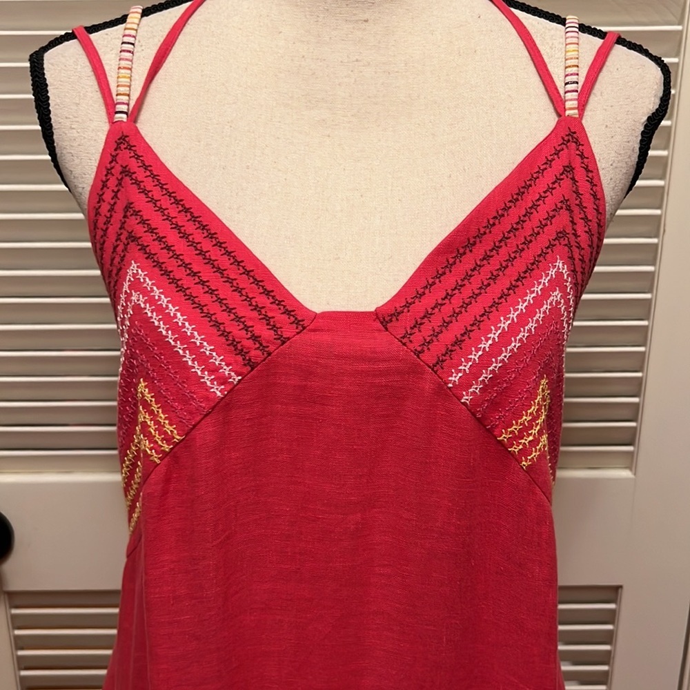 135. SFIZIO Linen Maxi Dress In Raspberry, Size Medium - Picture 4 of 17